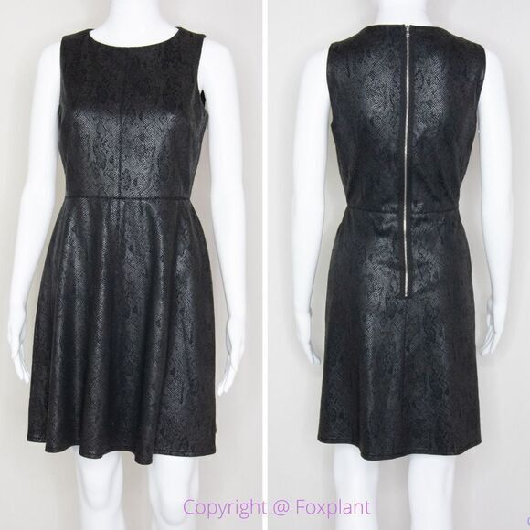 Donna Morgan faux snakeskin fit and flare little‎ black dress, size 2 - Picture 1 of 16